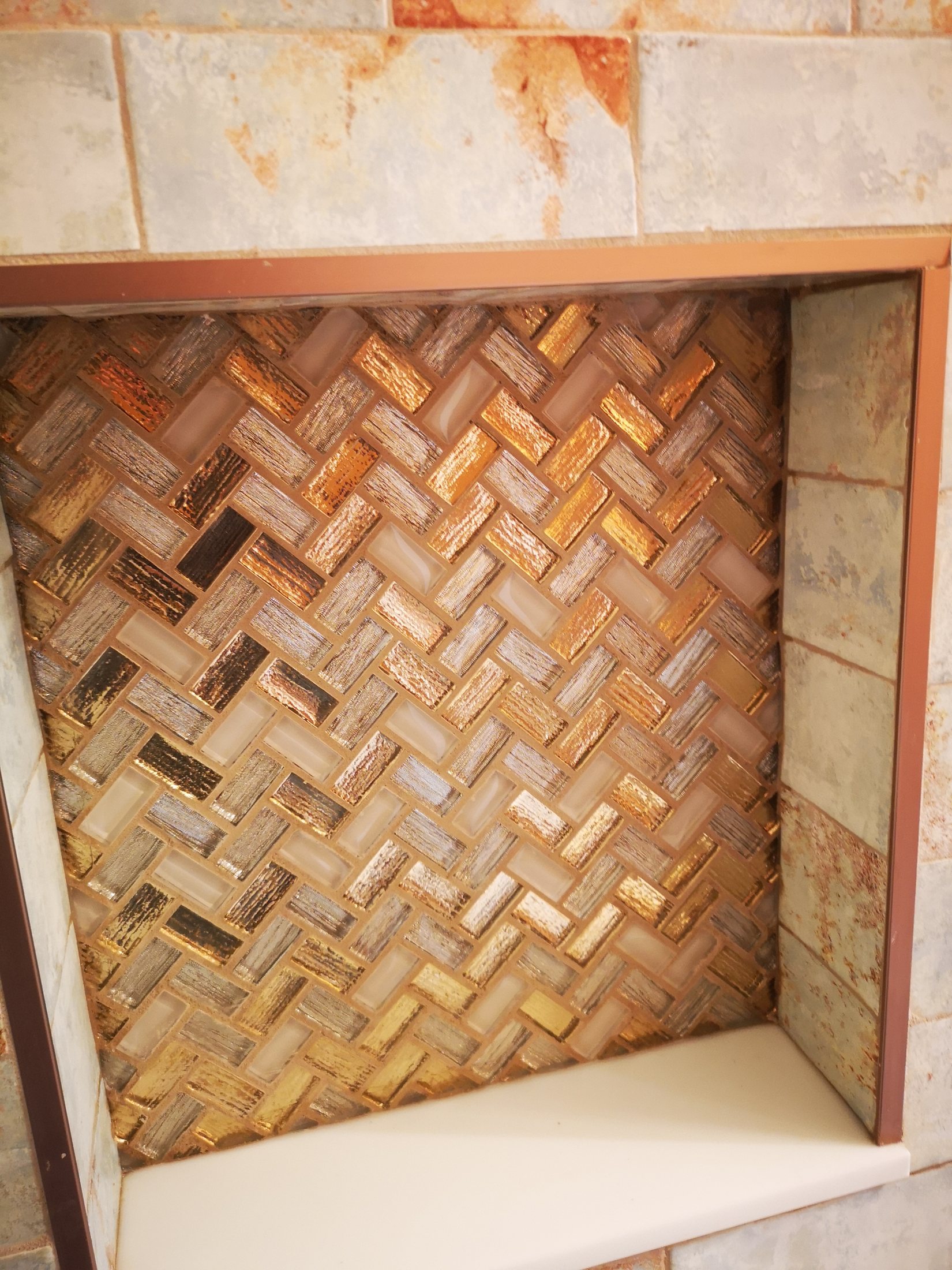 Herringbone Niche